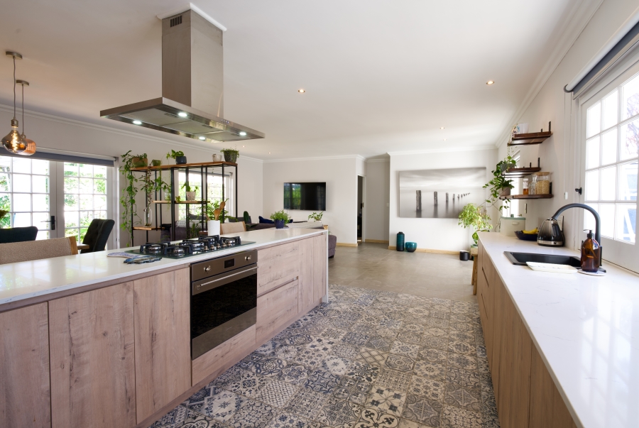 2 Bedroom Property for Sale in Zevenwacht Farm Village Western Cape